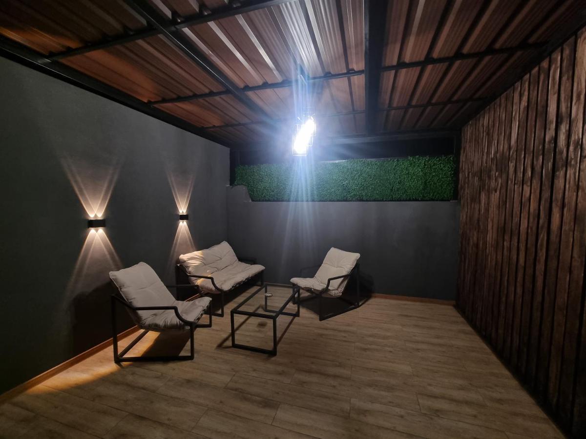 Villa Sunshine , Apartment With 4 Bedrooms,Whole Apartment, Апартмент Целиком ดีลีจาน ภายนอก รูปภาพ